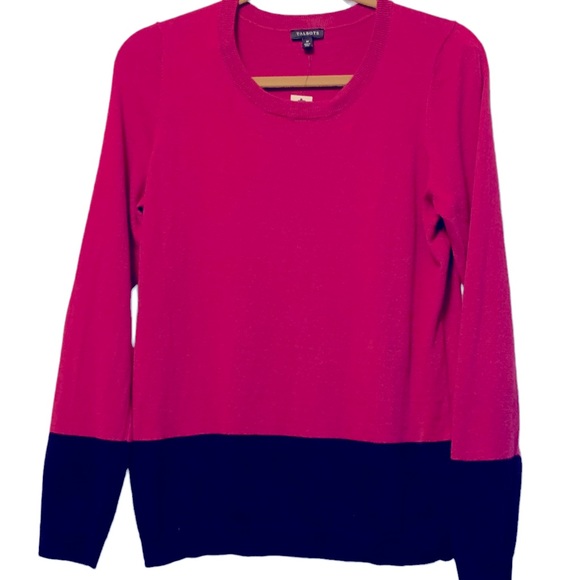 Talbots Sweaters - Talbots fine knit sweater, size M, NWT, magenta and navy